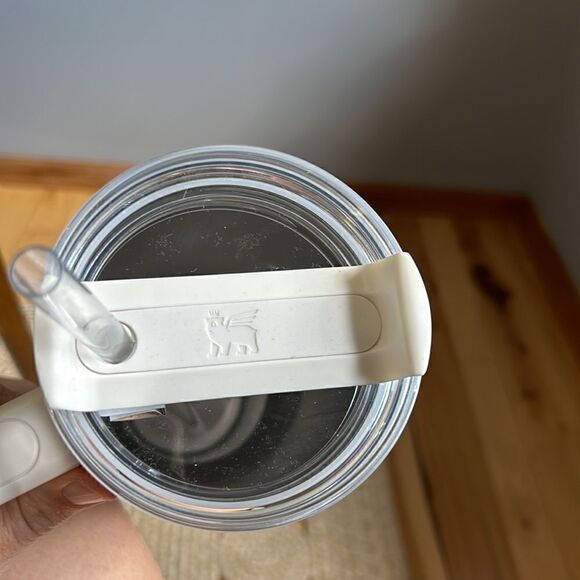 🆕 2023 Stanley Flowstate Quencher Limited Edition Hearth & Hand Sour Cream - Picture 10 of 10